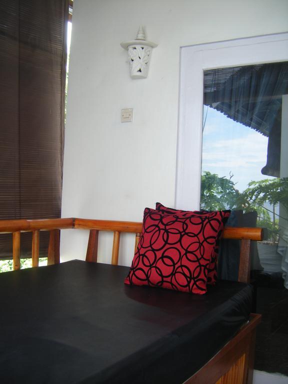 Alur Beach Homestay Amed Szoba fotó